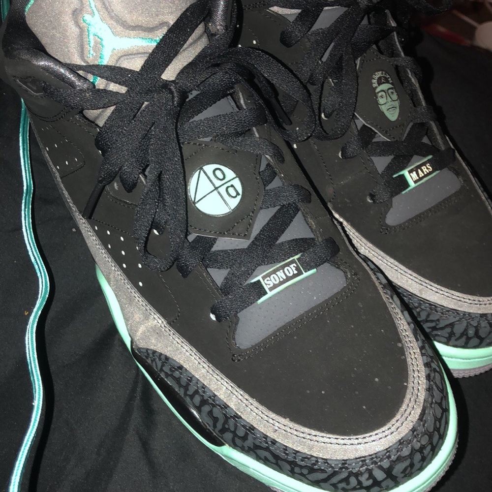 Mens spike lee jordans